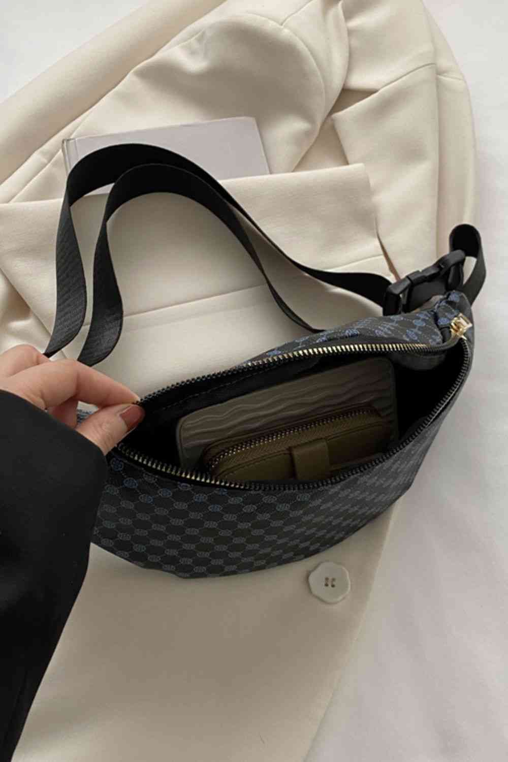 On The Go Sling Bag Shapelust