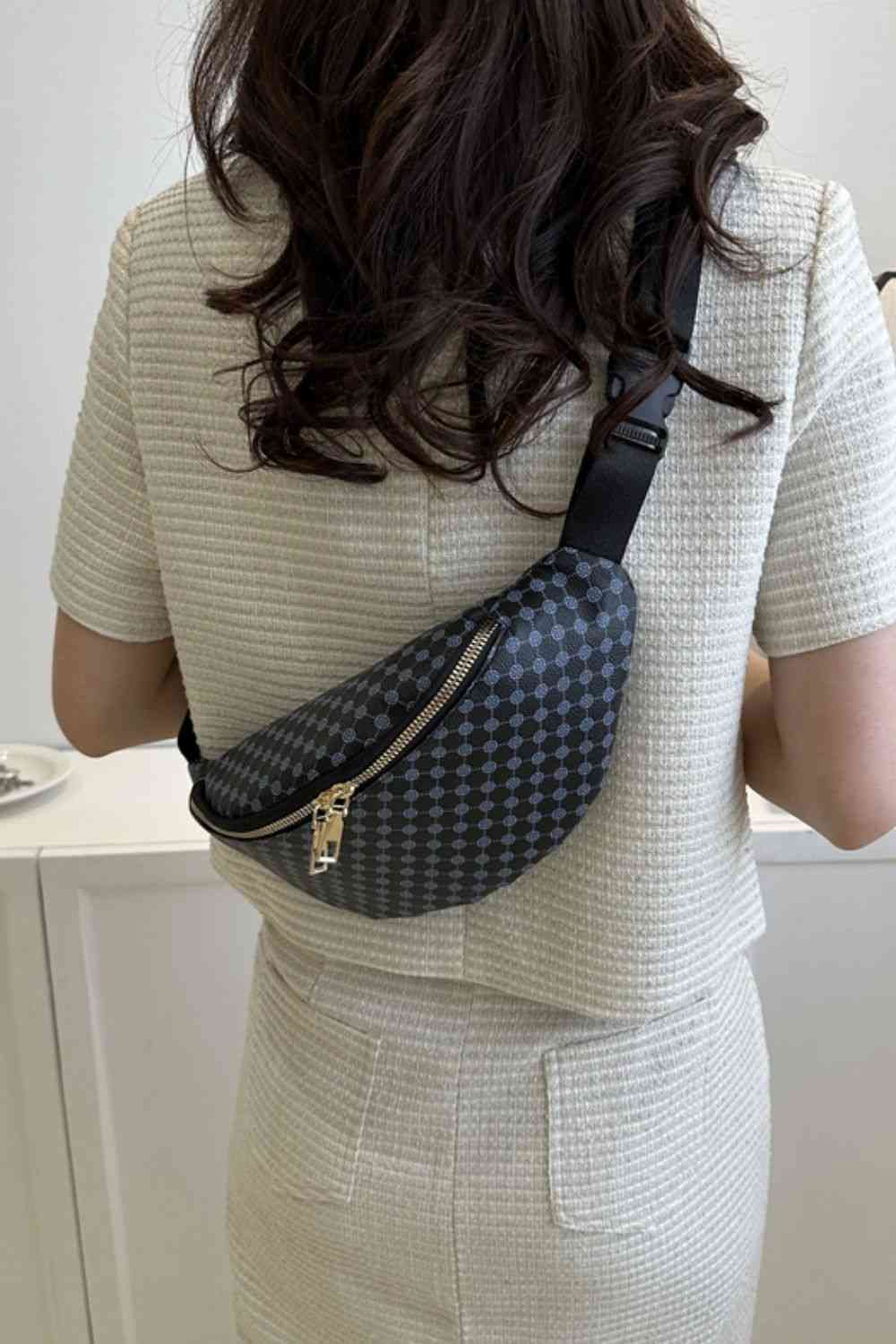 On The Go Sling Bag Shapelust