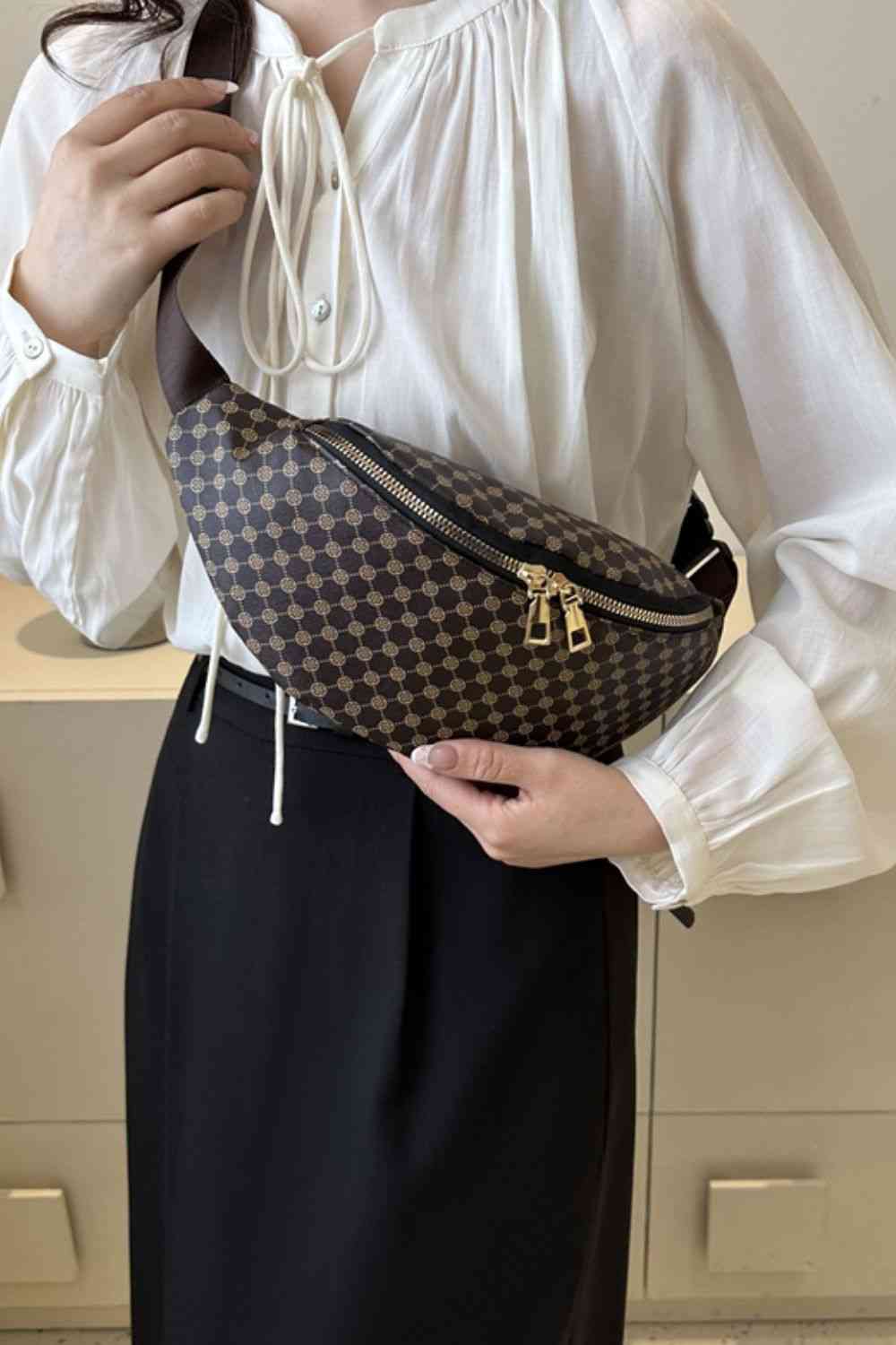 On The Go Sling Bag Shapelust